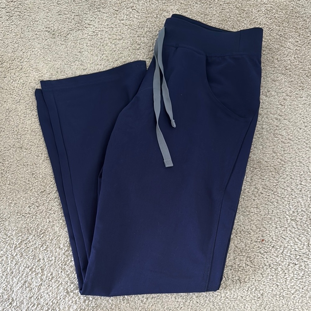 Figs Kade Cargo - New never worn!